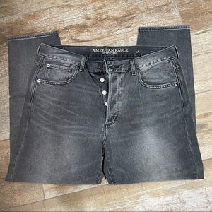 American Eagle | Hi Rise Girlfriend Jeans NWT
